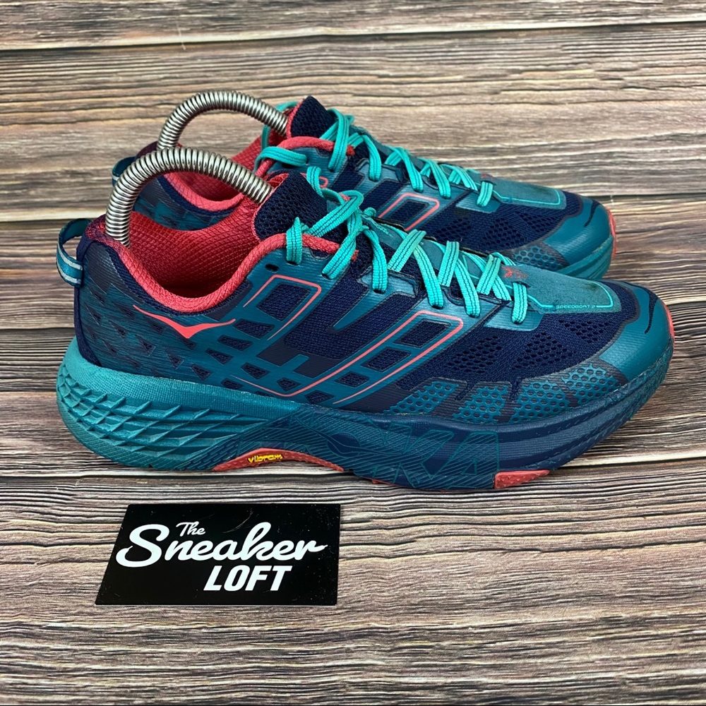 Hoka One One Speedgoat 2 Womens Trail Shoes Size 8